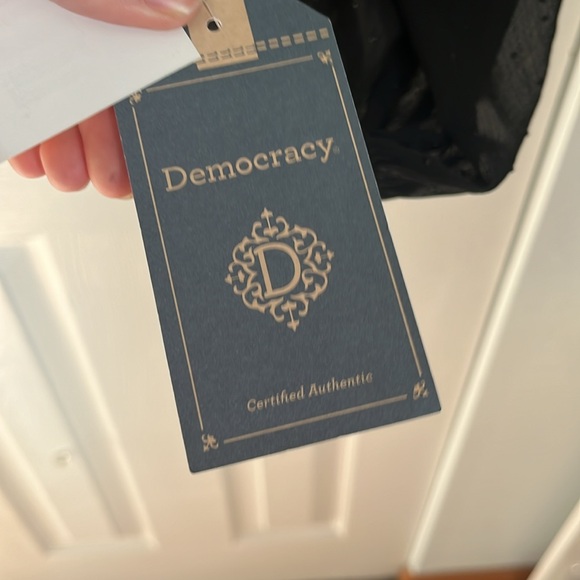 Women’s blouse - Picture 4 of 6